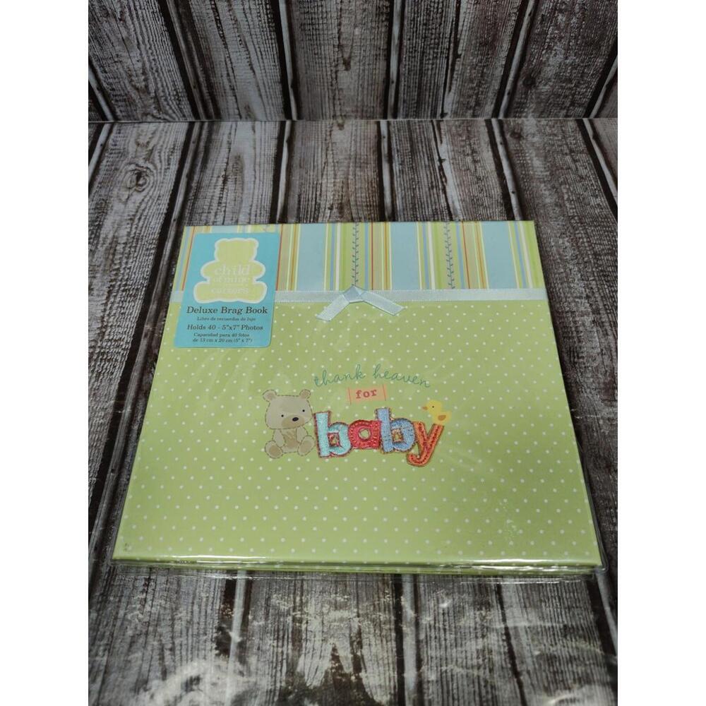Carter's Deluxe Brag Book "Thank Heaven for Baby" Holds 40 - 5X7 Photo Album NEW